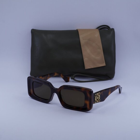 Loewe LW40102F 52E Square Sunglasses – Dark Havana\Brown - Picture 1 of 9